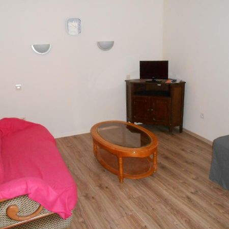 Flat Apartment Chateau-Renault Exterior photo